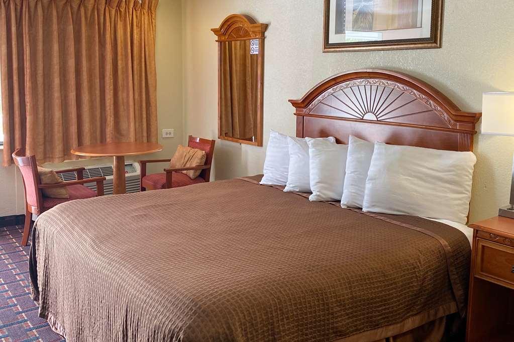 Knights Inn Punta Gorda Habitación foto