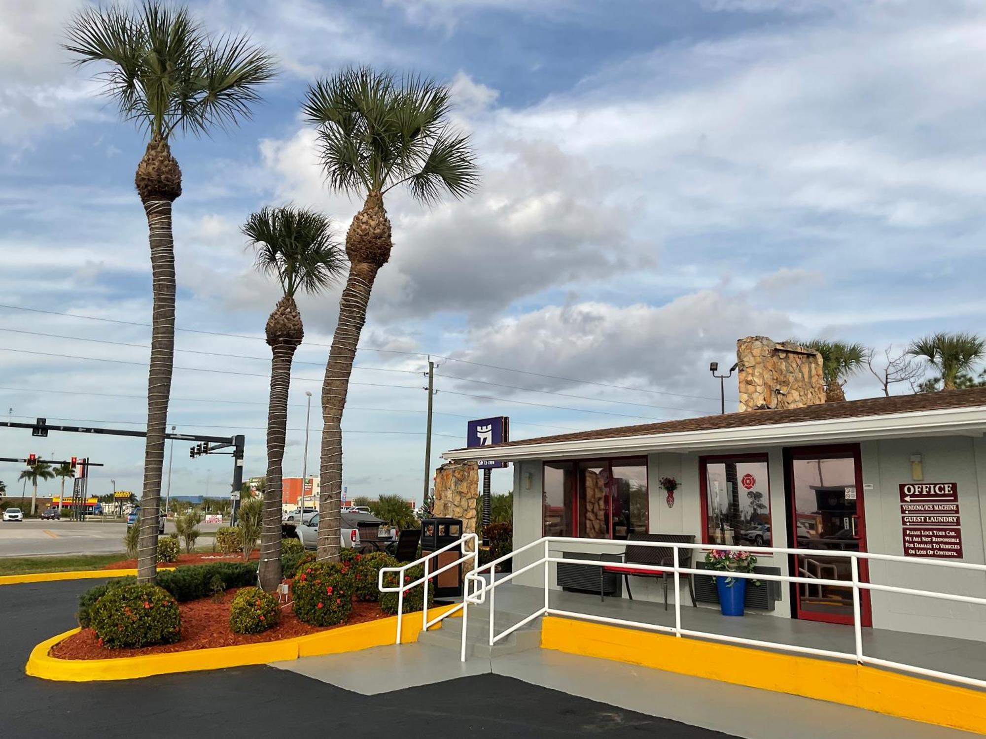 Knights Inn Punta Gorda Exterior foto